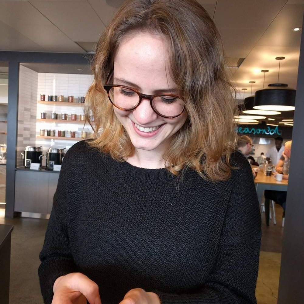 Meet your Posher, Nikki